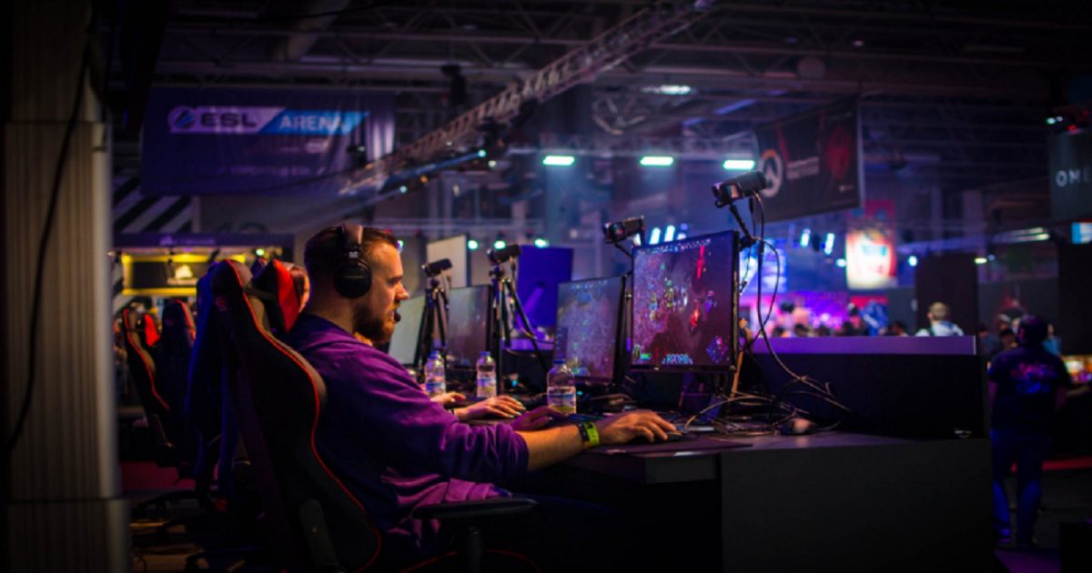 Top 4 Bitcoin mining games like Crypto Idle Mine are fun and help to