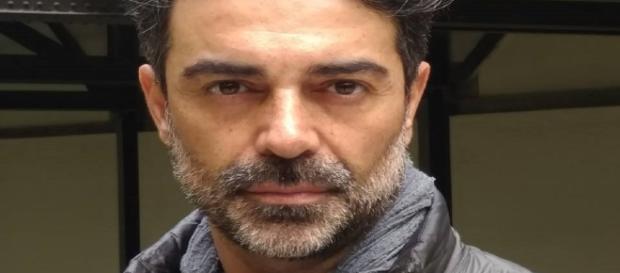 Intervista a Fabrizio Romagnoli: dalla sua passione per la recitazione ai prossimi progetti. Intervista a Fabrizio Romagnoli: dalla sua passione per la recitazione ai prossimi progetti.