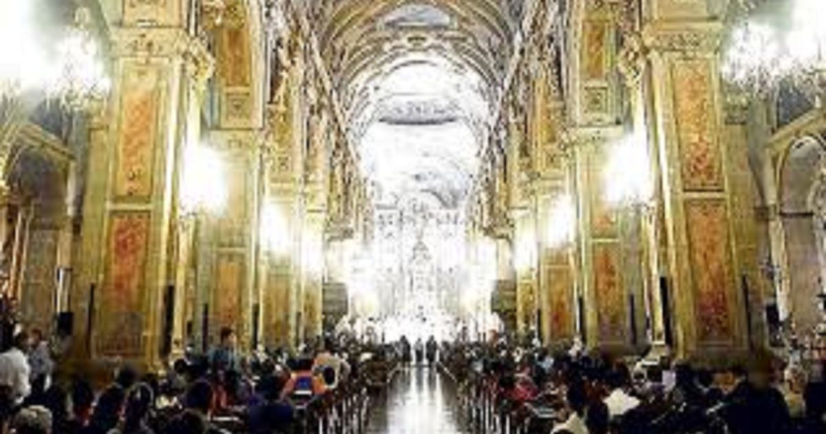 CHILE/ Cientos de personas renuncian a la Iglesia católica tras escándalos por abuso