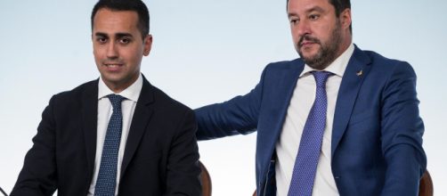 Quota 100 e reddito di cittadinanza, le promesse di Lega e M5s.