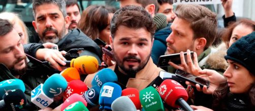 Rufián dice que Podemos ofreció la dimisión de Borrell si ERC apoyaba los Presupuestos