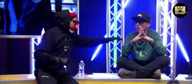 Vacca a sinistra, Michele Wad Caporosso a destra. Vacca a sinistra, Michele Wad Caporosso a destra.