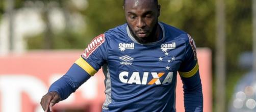 Manoel, zagueiro do Cruzeiro (Divulgação/Washington Alves/Cruzeiro)