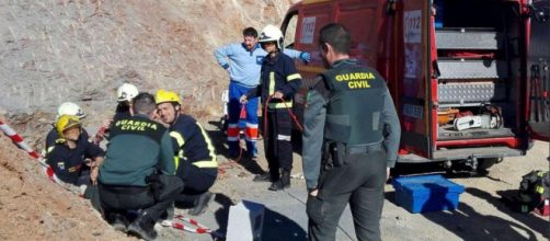 Spagna, Malaga come Vermicino: bimbo di 2 anni cade in un pozzo