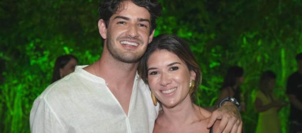 Rebeca Abravanel assumiu namoro com Pato no final do ano passado. (Foto Reprodução) Rebeca Abravanel assumiu namoro com Pato no final do ano passado. (Foto Reprodução)