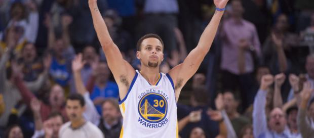 Stephen Curry devient le 3e scoreur all-time à 3-points - lasueur.com Stephen Curry devient le 3e scoreur all-time à 3-points - lasueur.com