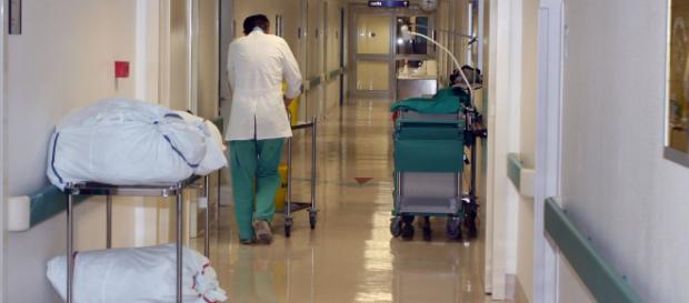 L'Aquila, donna ricoverata per meningite da mningococco - radiortm.it L'Aquila, donna ricoverata per meningite da mningococco - radiortm.it