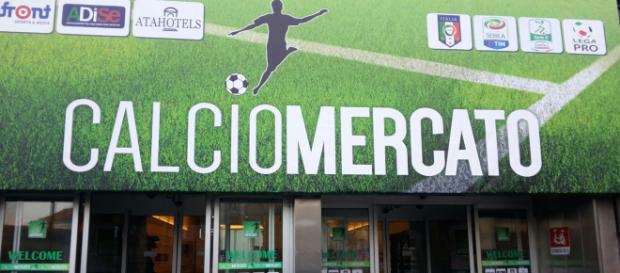 Tutte le trattative di Serie B in diretta. Tutte le trattative di Serie B in diretta.