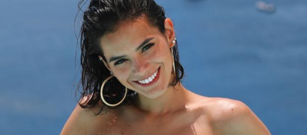 Bruna Marquezine respondeu aos internautas sobre seu truque para sair bem na foto. (Foto Reprodução) Bruna Marquezine respondeu aos internautas sobre seu truque para sair bem na foto. (Foto Reprodução)