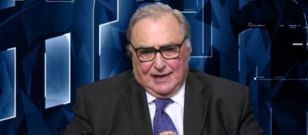 Giulio Sapelli, economista e saggista italiano. Giulio Sapelli, economista e saggista italiano.