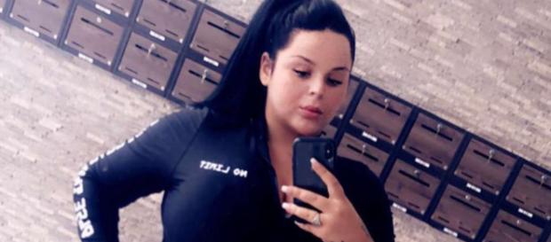 Sarah Fraisou, les fans choqués par la ressemblance avec sa mère Sarah Fraisou, les fans choqués par la ressemblance avec sa mère