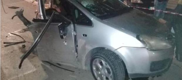 Tragico schianto a Cerignola, auto tranciata: muoiono Agostino e Aurora, 18 e 16 anni - Fanpage.it Tragico schianto a Cerignola, auto tranciata: muoiono Agostino e Aurora, 18 e 16 anni - Fanpage.it