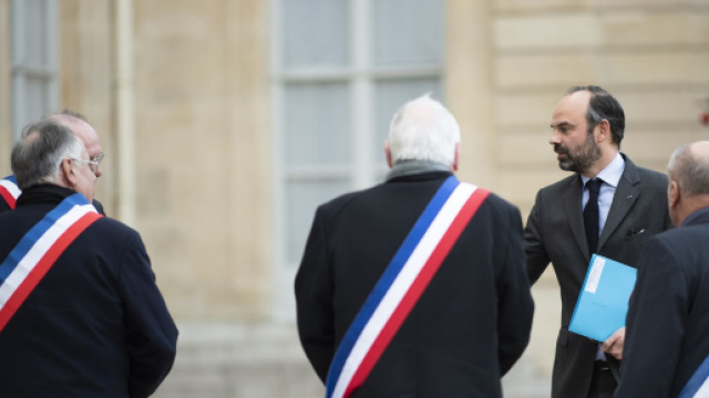 Édouard Philippe tente à nouveau de rassurer sur le grand débat