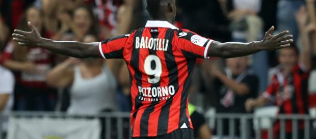 Mario Balotelli toujours en négociations avec l'OM - 101greatgoals.com Mario Balotelli toujours en négociations avec l'OM - 101greatgoals.com