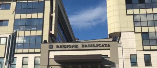 ELEZIONI REGIONALI BASILICATA 26 MAGGIO 2019 : NUOVO SIT-IN ALDO ... - lecronachelucane.it