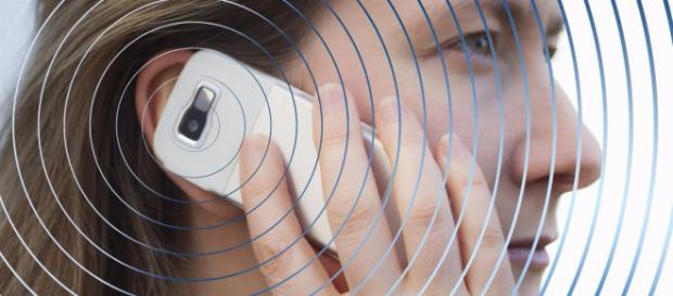 Cellulari e tumori: il Tar del Lazio impone ai Ministeri l'avvio di una campagna informativa. Cellulari e tumori: il Tar del Lazio impone ai Ministeri l'avvio di una campagna informativa.