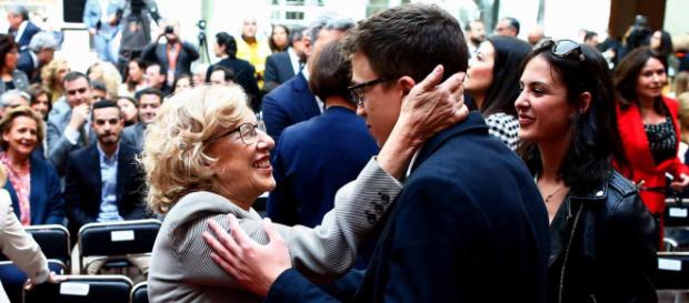 Manuela Carmena e Iñigo Errejón se alían con la intención de conquistar la comunidad de Madrid Manuela Carmena e Iñigo Errejón se alían con la intención de conquistar la comunidad de Madrid