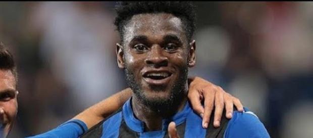 Duván Zapata (Imagem via Youtube) Duván Zapata (Imagem via Youtube)