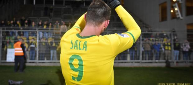 Emiliano Sala remerciant les supporters nantais Emiliano Sala remerciant les supporters nantais
