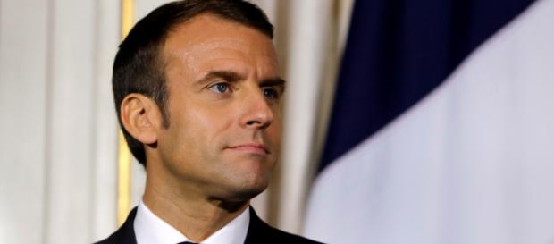 Emmanuel Macron à nouveau défié par les "gilets jaunes" - latribune.fr Emmanuel Macron à nouveau défié par les "gilets jaunes" - latribune.fr