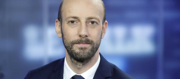 Européennes : LaREM en quête «d'une personnalité de poids» - lefigaro.fr Européennes : LaREM en quête «d'une personnalité de poids» - lefigaro.fr