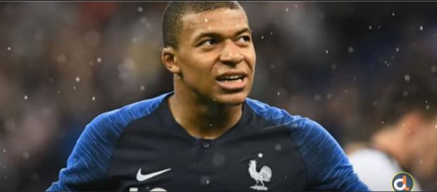 Kylian Mbappé (Imagem via Youtube) Kylian Mbappé (Imagem via Youtube)