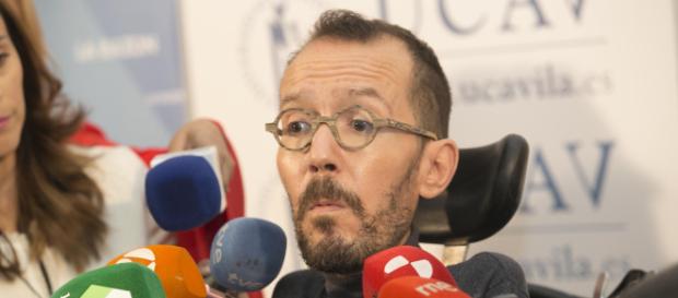 Secretario de Podemos asegura que Errejón debería renunciar a su cargo como diputado Secretario de Podemos asegura que Errejón debería renunciar a su cargo como diputado