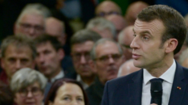 Comment le comportement d'Emmanuel Macron a sabordé le Grand débat - valeursactuelles.com