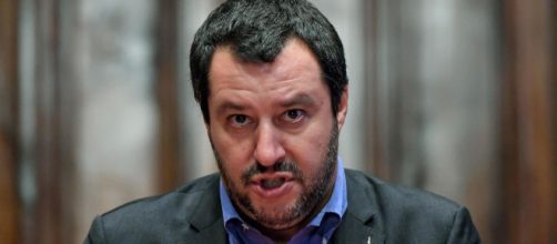 Matteo Salvini: al Viminale è giunto un dossier contenente i nomi di 30 terroristi latitanti.