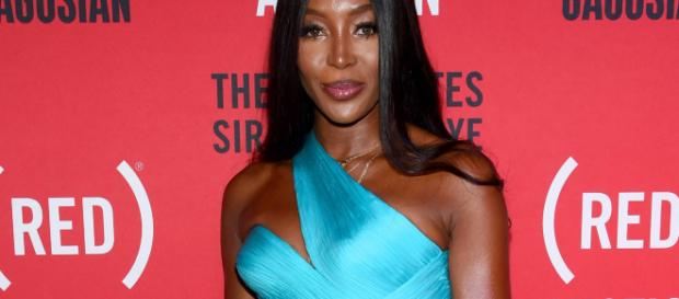 Naomi Campbell se muestra sin peluca Naomi Campbell se muestra sin peluca