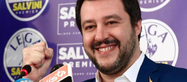 Quota 100 nel 2019 e tagli alle pensioni dei parlamentari. Quota 100 nel 2019 e tagli alle pensioni dei parlamentari.