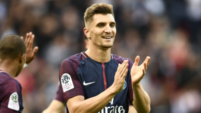 Mercato PSG : Thomas Meunier pourrait &ecirc;tre 'sacrifi&eacute;'