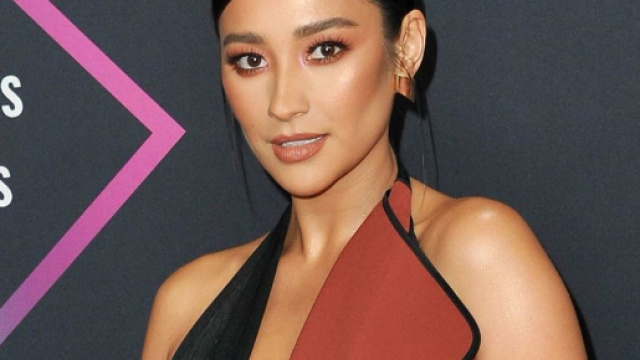 Shay Mitchell se confie sur sa fausse couche