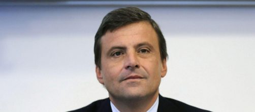 Carlo Calenda si schiera con George Soros e fa infuriare Diego Fusaro