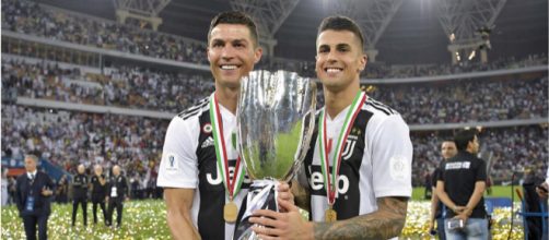 Cristiano Ronaldo e Joao Cancelo (sito: Juventus.com)