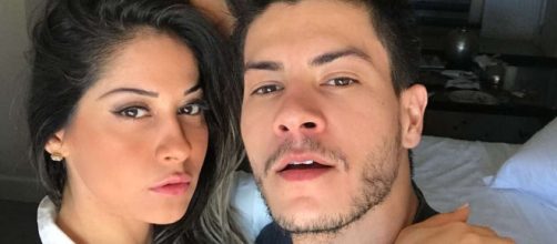 Mayra Cardi e Arthur Aguiar foram assaltados (Reprodução Instagram Arthur Aguiar)