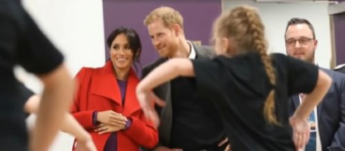 Meghan Markle says Prince Harry will be ‘fantastic dad’ and she’s ‘thrilled’ about royal baby. [Image source/TV News 24h YouTube video]