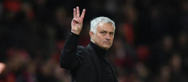 Mourinho, stadio Old Trafford, ricorda il Triplete ai tifosi juventini Mourinho, stadio Old Trafford, ricorda il Triplete ai tifosi juventini
