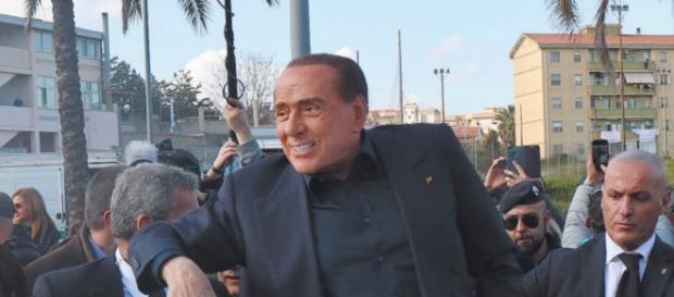 Silvio Berlusconi in Sardegna per la campagna elettorale. Silvio Berlusconi in Sardegna per la campagna elettorale.