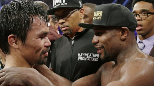 Manny Pacquiao e Floyd Maywather dopo il combattimento del 2 maggio 2015
