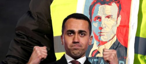 Di Maio appoggia i gilet gialli e Macron si vendica... - Nicola Porro - nicolaporro.it