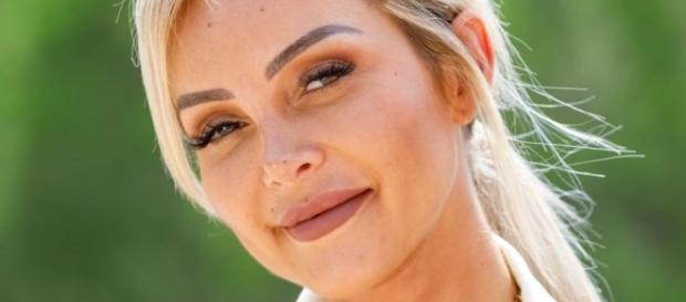 Fidji Ruiz et Dylan (LPDLA6) en couple pour le buzz et MELAA4 ... - melty.fr Fidji Ruiz et Dylan (LPDLA6) en couple pour le buzz et MELAA4 ... - melty.fr