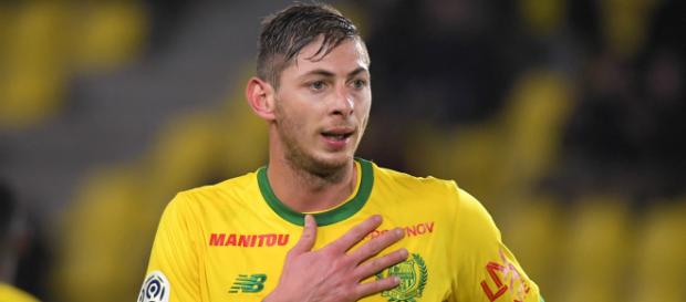 Emiliano Sala : 5 hommages du monde du foot sur Twitter Emiliano Sala : 5 hommages du monde du foot sur Twitter