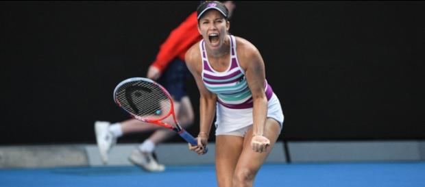 Open d'Australie : Danielle Collins n'en finit pas de surprendre de par ses performances tennistiques. Open d'Australie : Danielle Collins n'en finit pas de surprendre de par ses performances tennistiques.