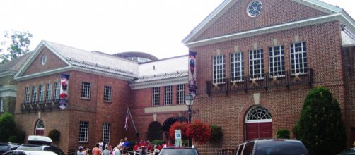 An exterior image of the National Baseball Hall-of-Fame which is in Cooperstown, New York. [image source: Beyond My Ken- Wikimedia Commons]