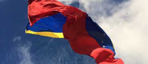 A bandeira venezuelana. (Foto: Jean Manzano/Pixabay)