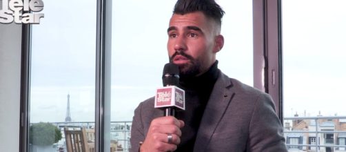 Lors d'une interview accordée à Télé Star, Jonathan explique qu'il a choisi de faire de la télé plutôt que d'avoir une carrière dans le sport.