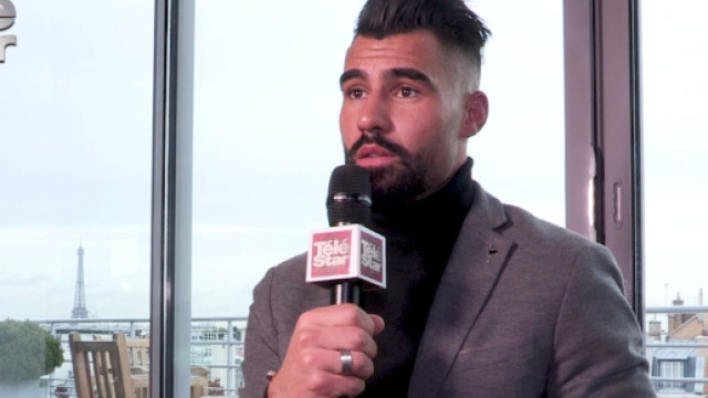 Lors d'une interview accord&eacute;e &agrave; T&eacute;l&eacute; Star, Jonathan explique qu'il a choisi de faire de la t&eacute;l&eacute; plut&ocirc;t que d'avoir une carri&egrave;re dans le sport.