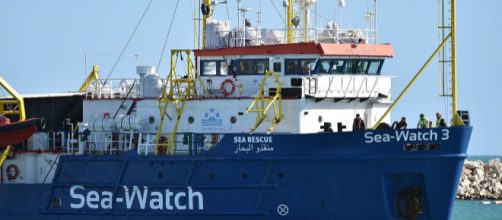 Sea Watch, Salvini all’Olanda: 'Prenda i migranti', i pm chiedono sbarco dei minori