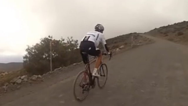 La lunghissima salita al Mauna Kea